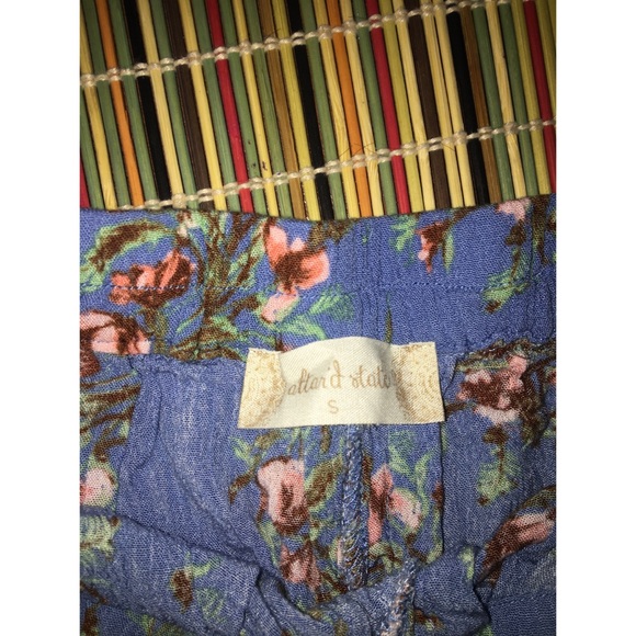 Altar’d State Shorts - Picture 6 of 6